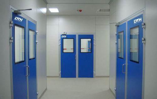 Cửa Phòng Sạch Bản Lề 2 Cánh