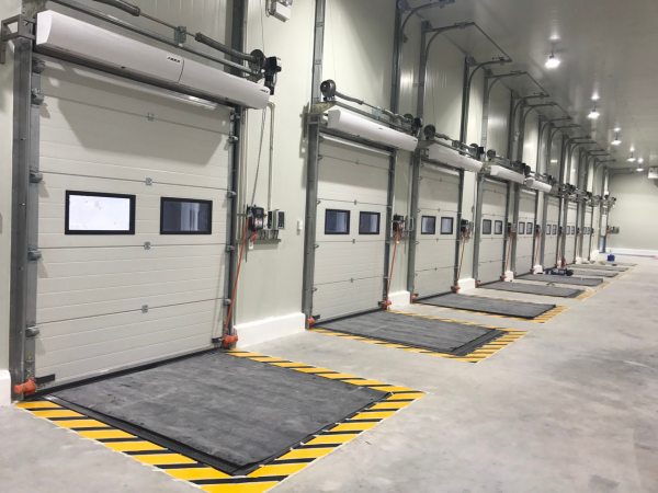 Cửa công nghiệp & cửa chuyên dụng