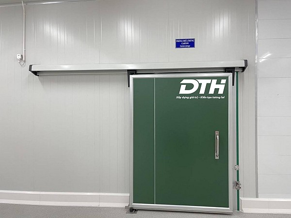 QUY TRÌNH THI CÔNG LẮP DỰNG CỬA KHO LẠNH